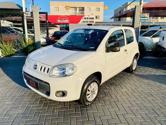 FIAT UNO 1.0 EVO VIVACE 8V FLEX 2P MANUAL FIAT UNO 1.0 EVO VIVACE 8V FLEX 2P MANUAL